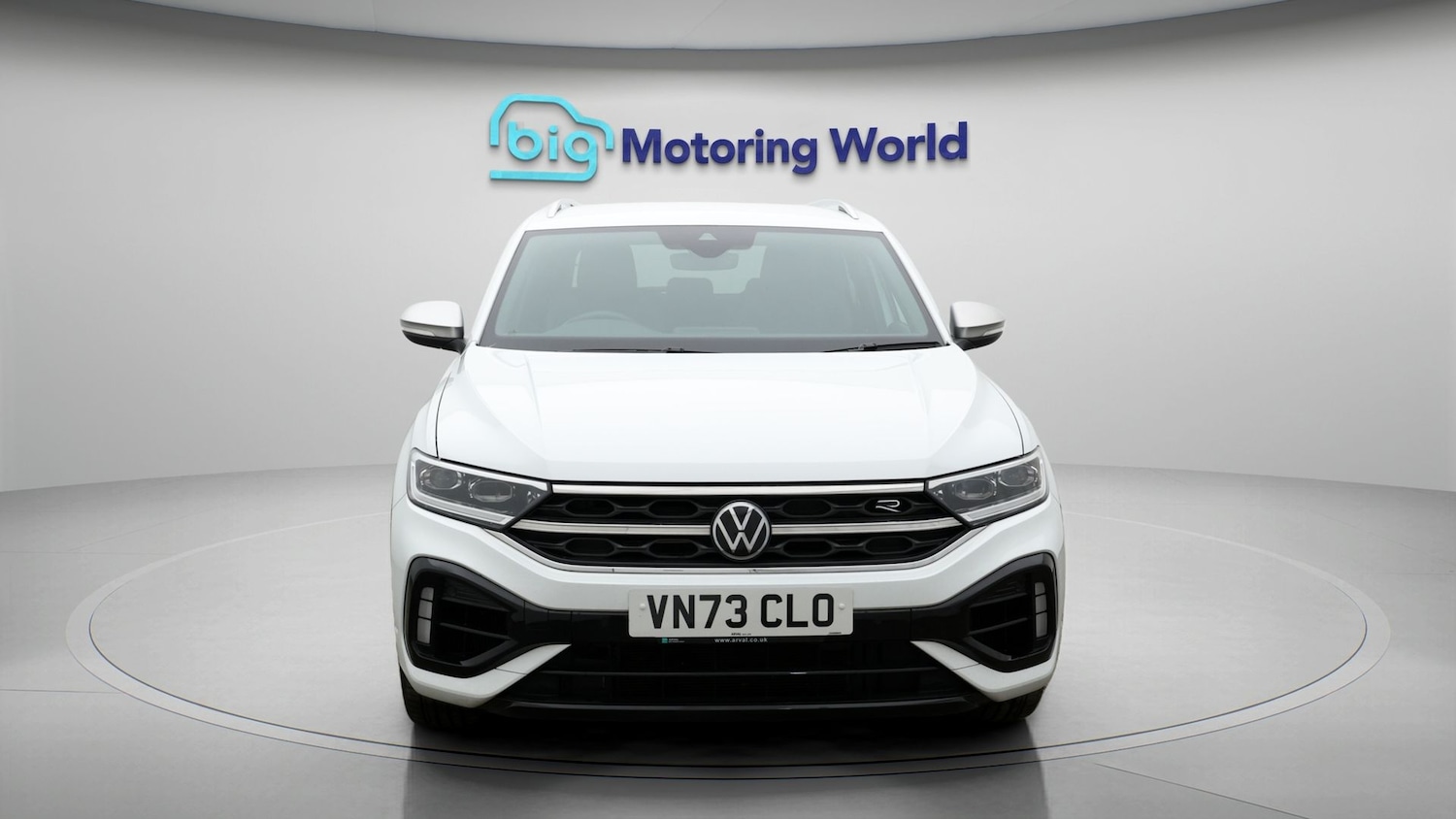 Used Volkswagen T-Roc 2023 for sale - 77272492: Photo 2