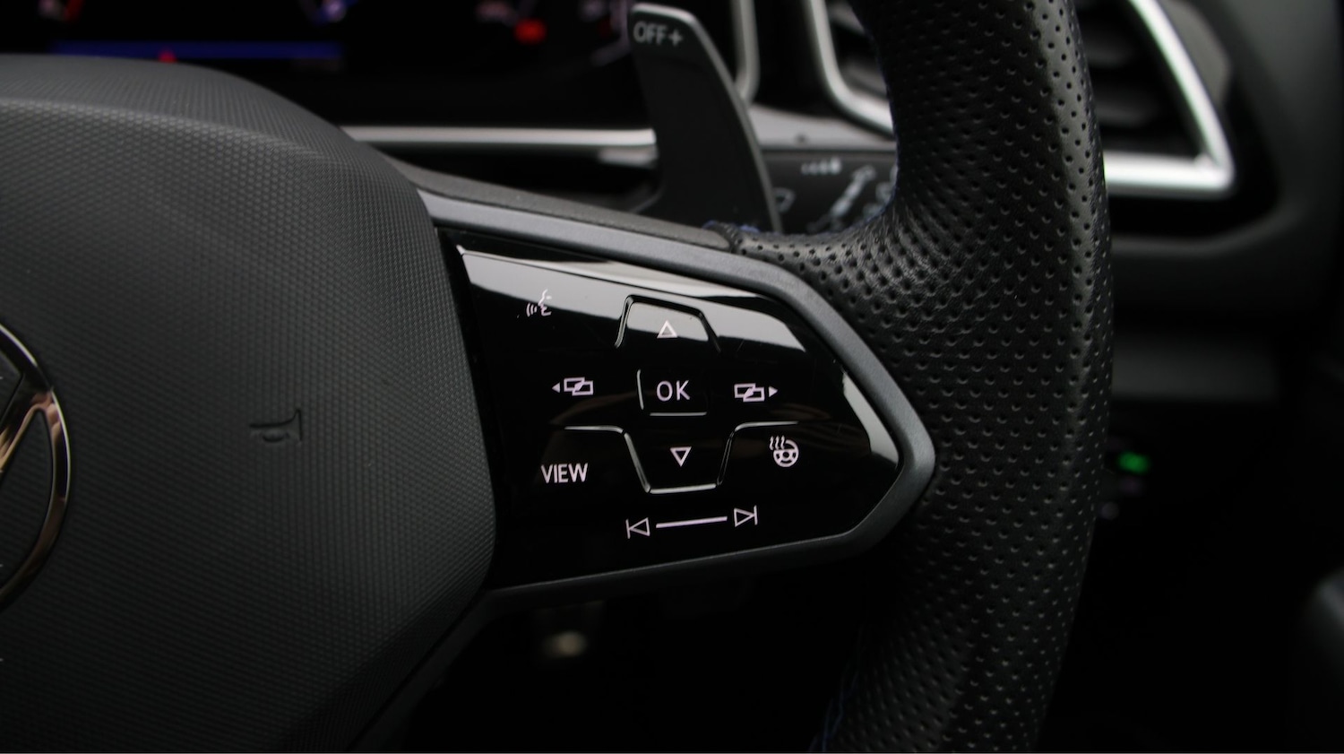 Used Volkswagen T-Roc 2023 for sale - 77272492: Photo 23