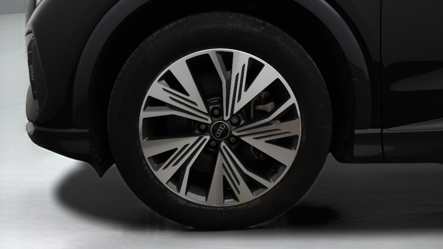 Used Audi Q4 e-tron 2023 for sale - 76781717: Photo 19