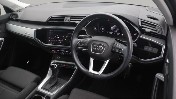 Used Audi Q3 2020 for sale - 76307784: Photo 10