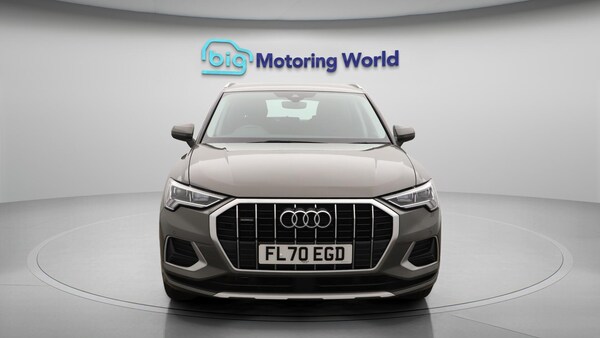 Used Audi Q3 2020 for sale - 76307784: Photo 3