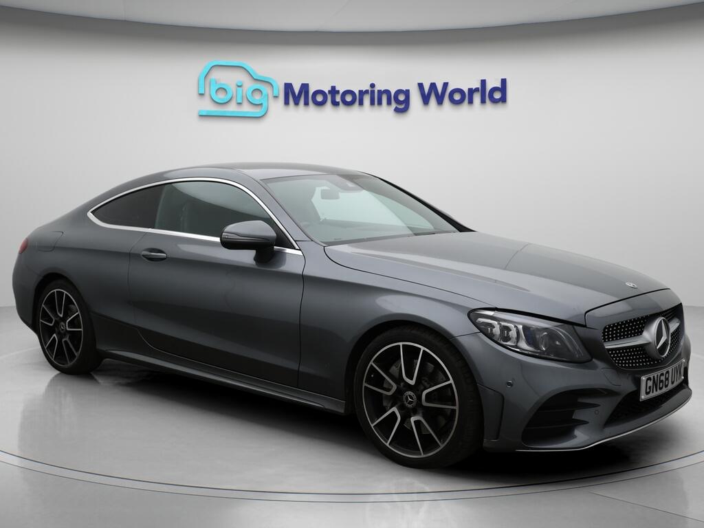 Used Mercedes-Benz C Class 2018 for sale - 76432359: Photo 1