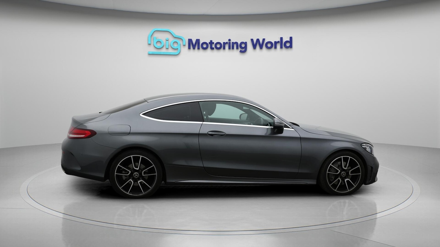 Used Mercedes-Benz C Class 2018 for sale - 76432359: Photo 9