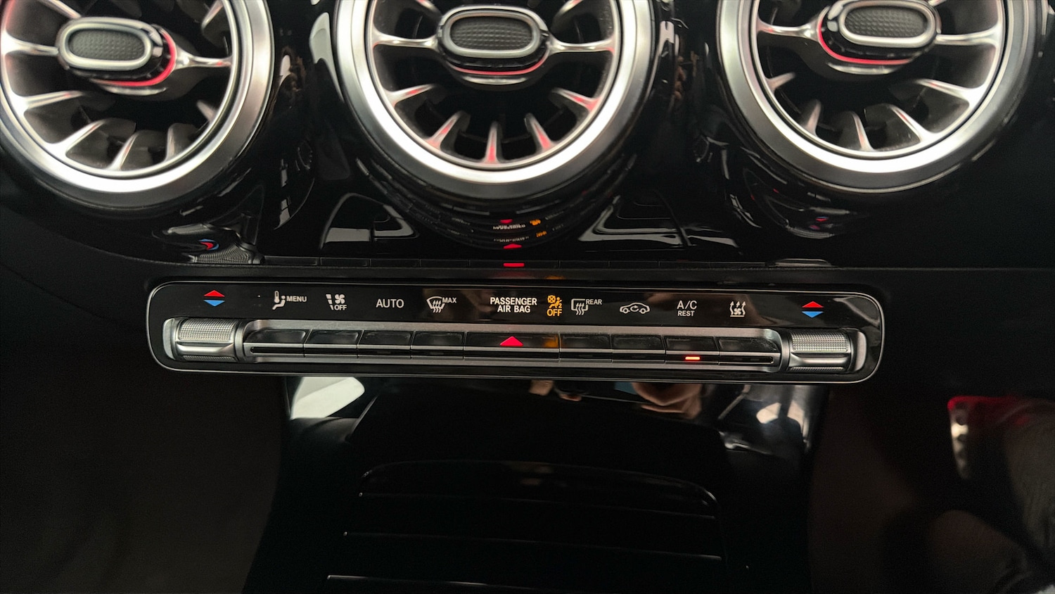 Used Mercedes-Benz CLA 2022 for sale - 78011032: Photo 11