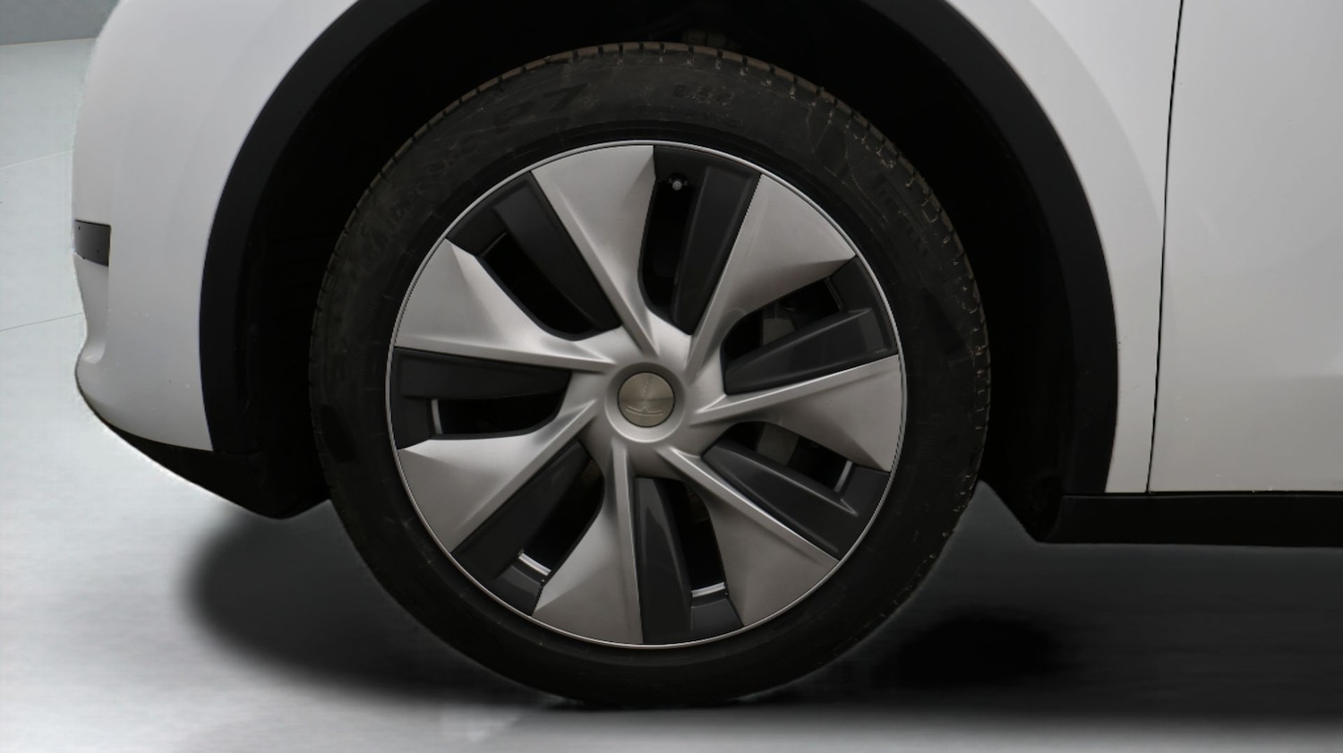 Used Tesla Model Y 2024 for sale - 77122703: Photo 18