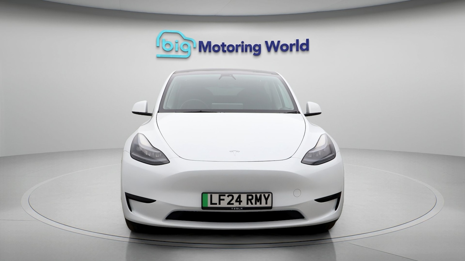 Used Tesla Model Y 2024 for sale - 77122703: Photo 2