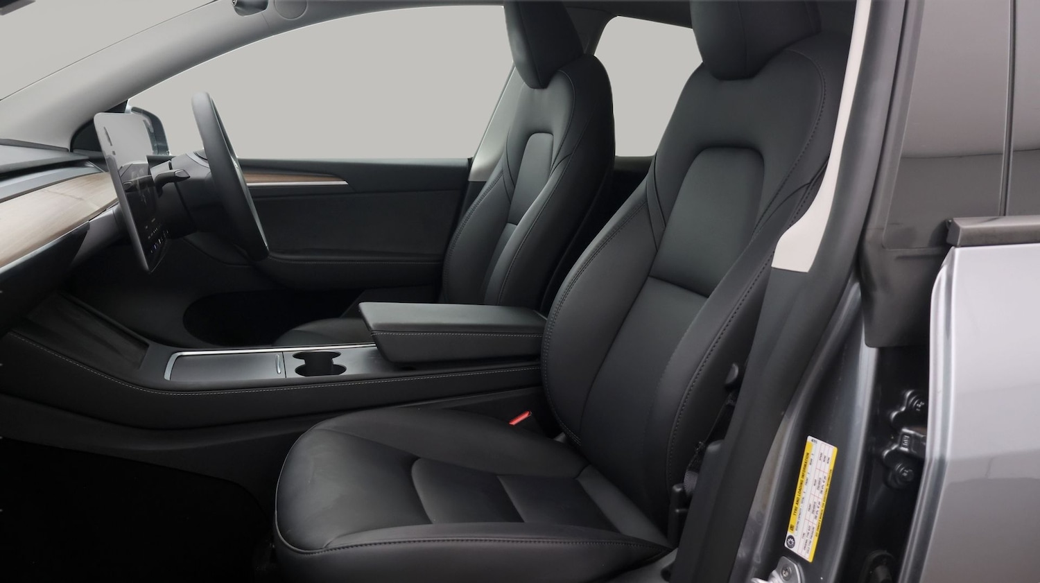 Used Tesla Model Y 2024 for sale - 77365519: Photo 14