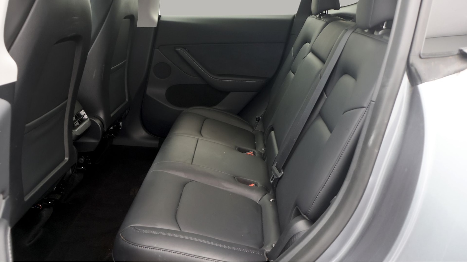 Used Tesla Model Y 2024 for sale - 77365519: Photo 16