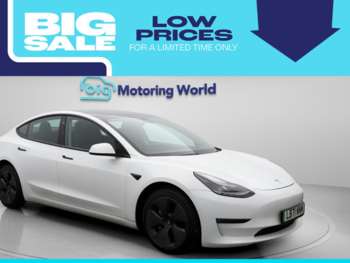(71) - (Dual Motor) Long Range Saloon 4dr Electric Auto 4WDE (346 ps)