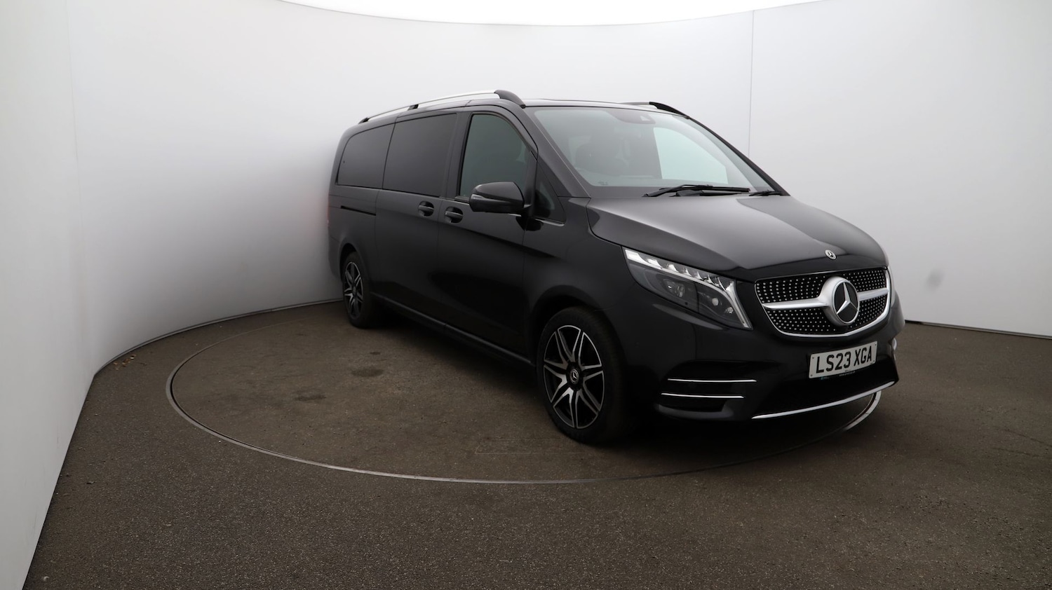 Used Mercedes-Benz V-Class 2023 for sale - 76812797: Photo 36