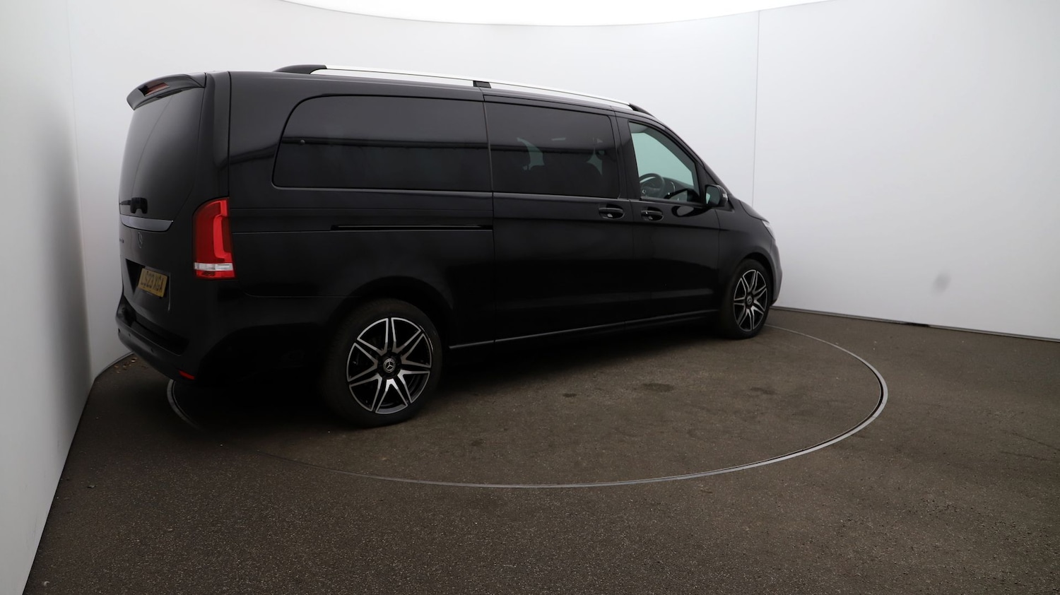 Used Mercedes-Benz V-Class 2023 for sale - 76812797: Photo 46