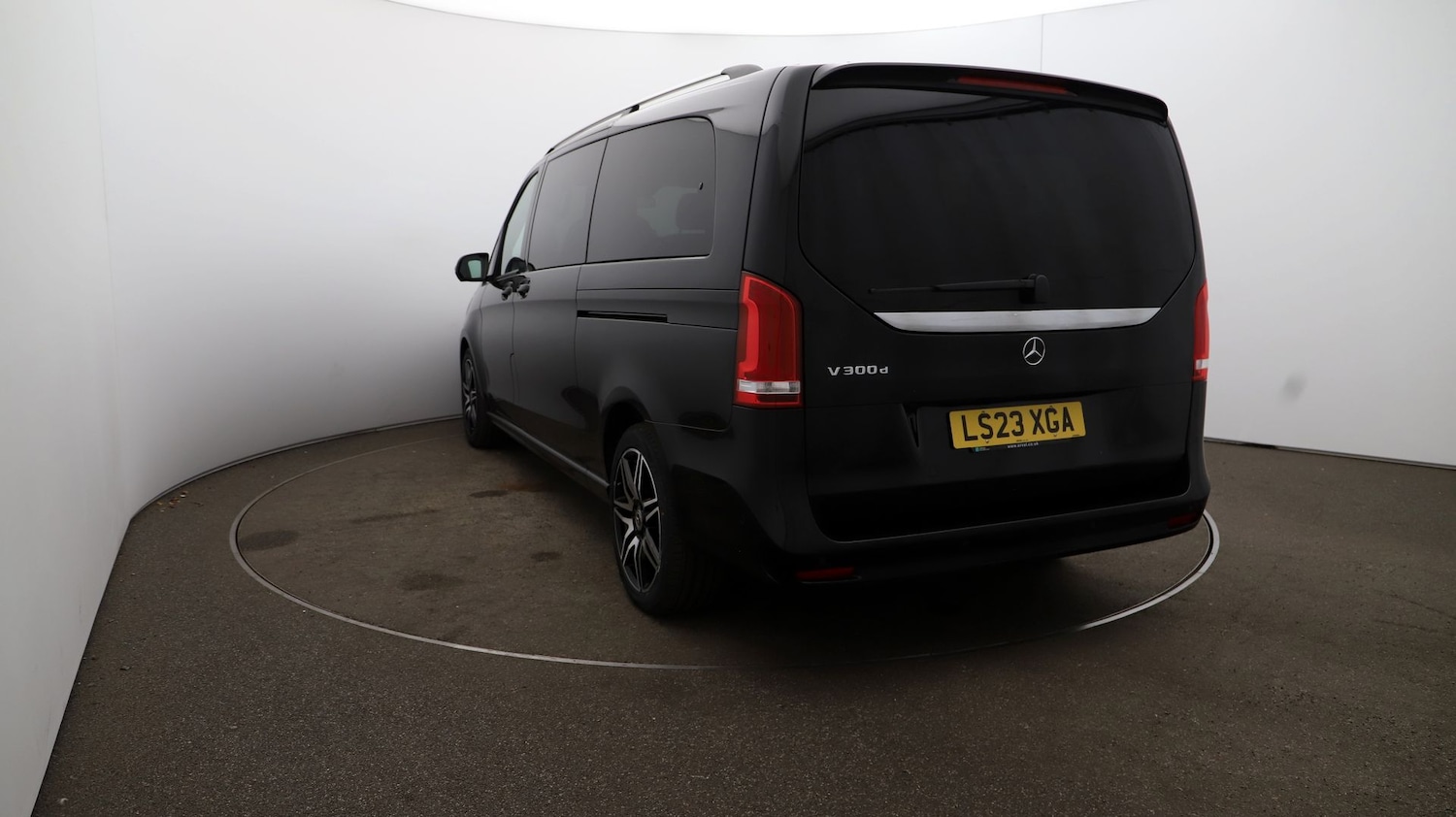 Used Mercedes-Benz V-Class 2023 for sale - 76812797: Photo 54