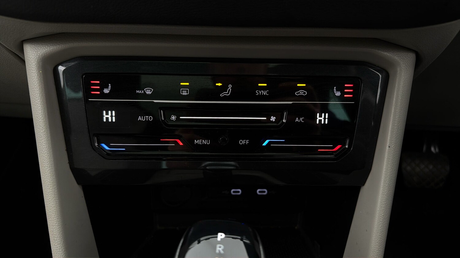 Used Volkswagen Tiguan 2022 for sale - 77945615: Photo 11