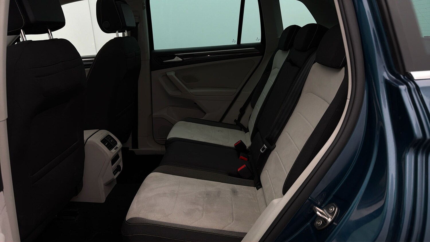 Used Volkswagen Tiguan 2022 for sale - 77945615: Photo 15