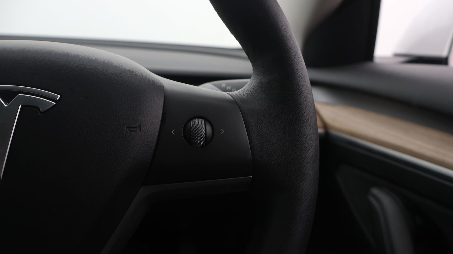 Used Tesla Model 3 2021 for sale - 77544584: Photo 27