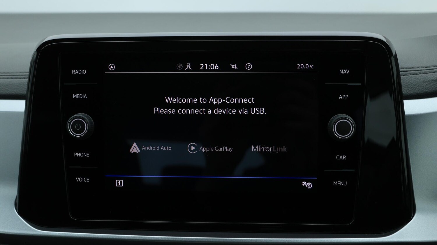 Used Volkswagen T-Roc 2022 for sale - 75977673: Photo 26