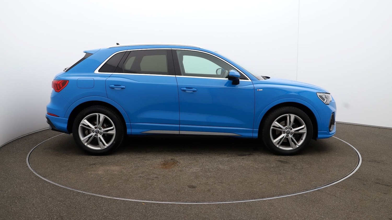 Used Audi Q3 for sale - 76811766: Photo 42