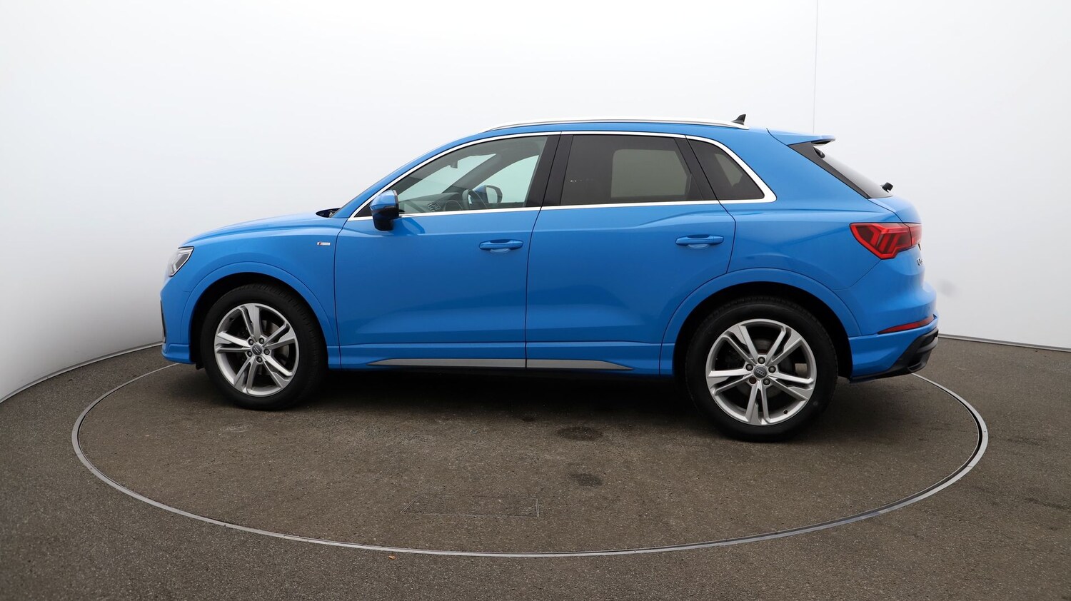 Used Audi Q3 for sale - 76811766: Photo 51