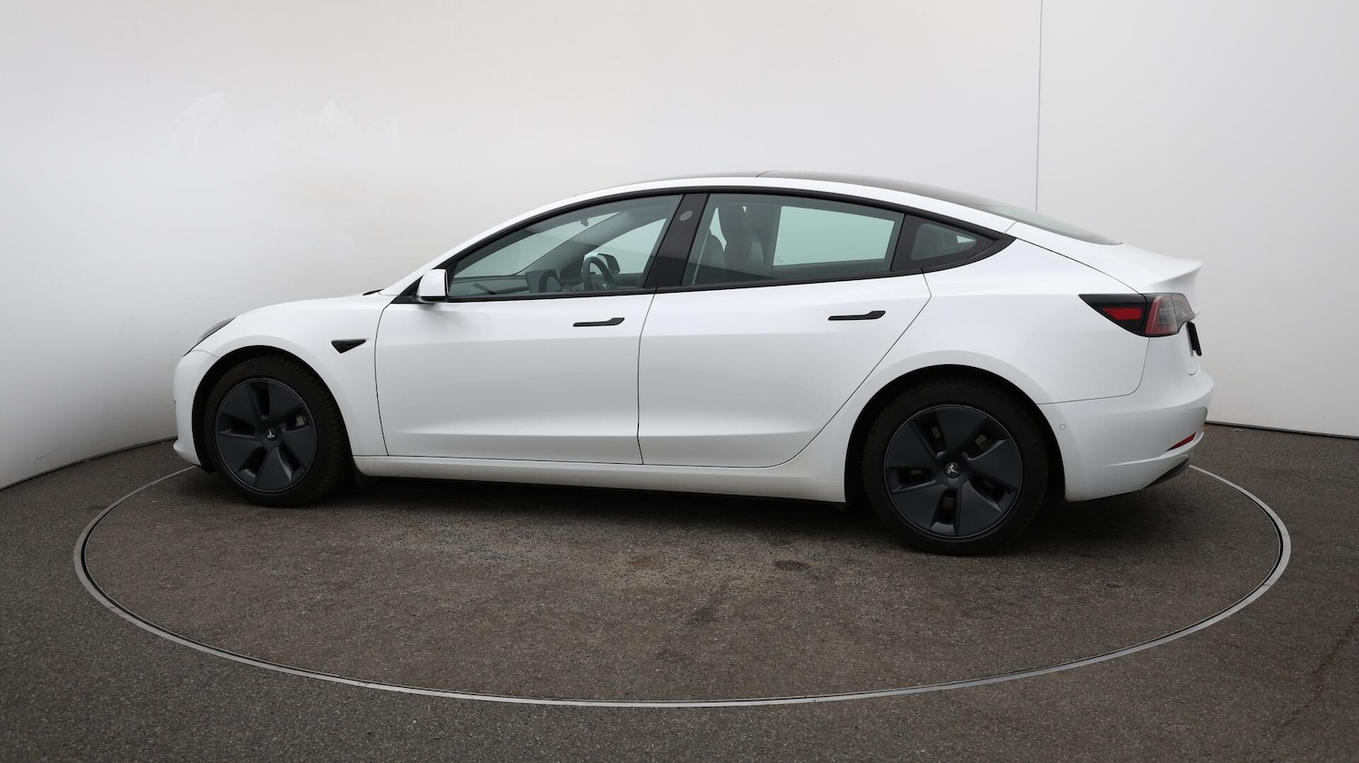 Used Tesla Model 3 2021 for sale - 76137645: Photo 56