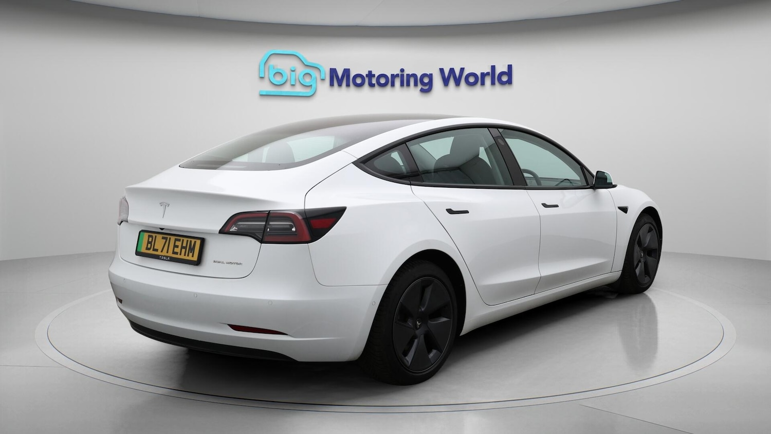 Used Tesla Model 3 2021 for sale - 76137645: Photo 8