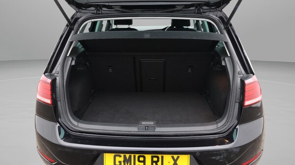 Used Volkswagen Golf 2019 for sale - 76227520: Photo 18