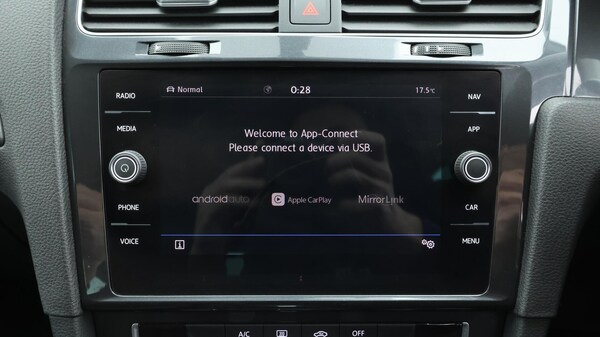 Used Volkswagen Golf 2019 for sale - 76227520: Photo 27