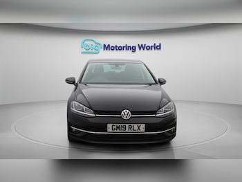 Used Volkswagen Golf 2019 for sale - 76227520: Photo 3