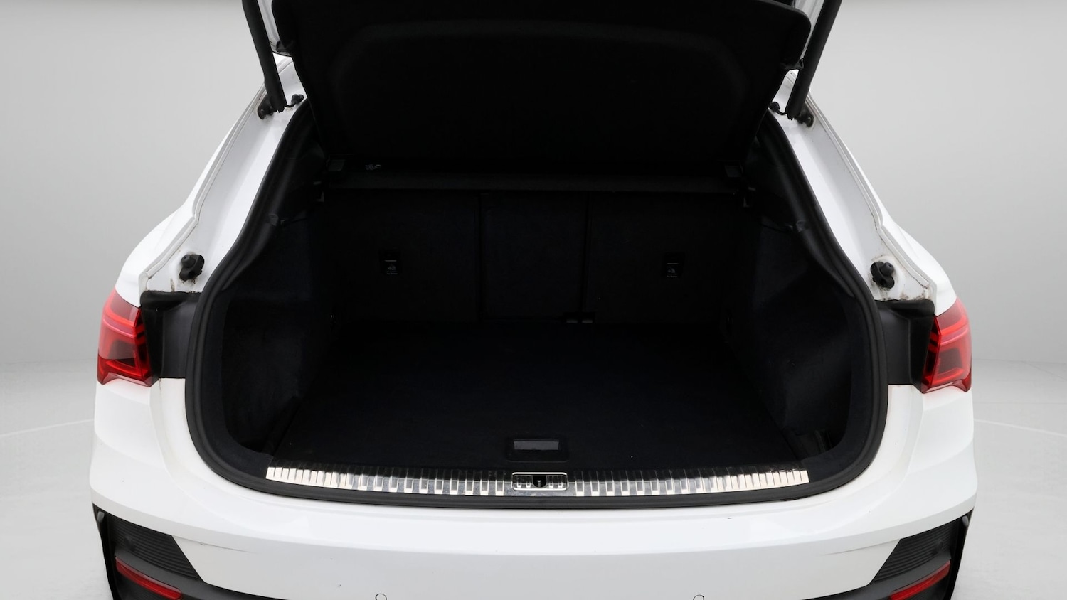 Used Audi Q3 2022 for sale - 77650414: Photo 17