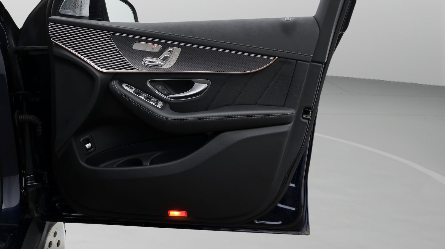 Used Mercedes-Benz EQC 2021 for sale - 77747576: Photo 15