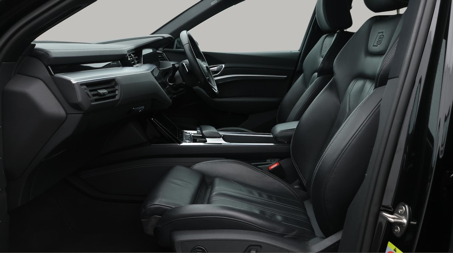 Used Audi e-tron 2022 for sale - 76572265: Photo 15