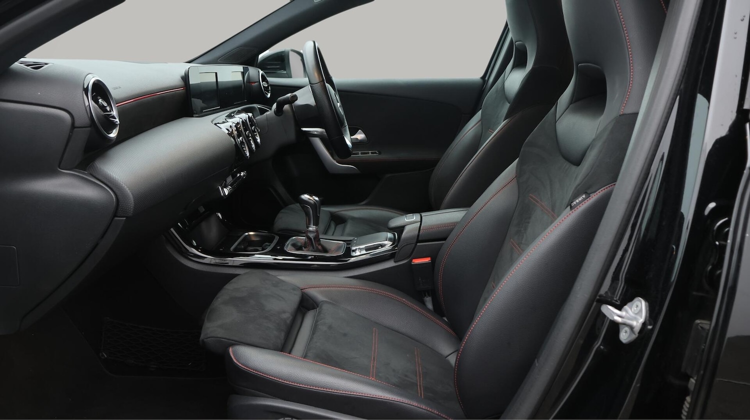 Used Mercedes-Benz A-Class 2019 for sale - 76537674: Photo 15