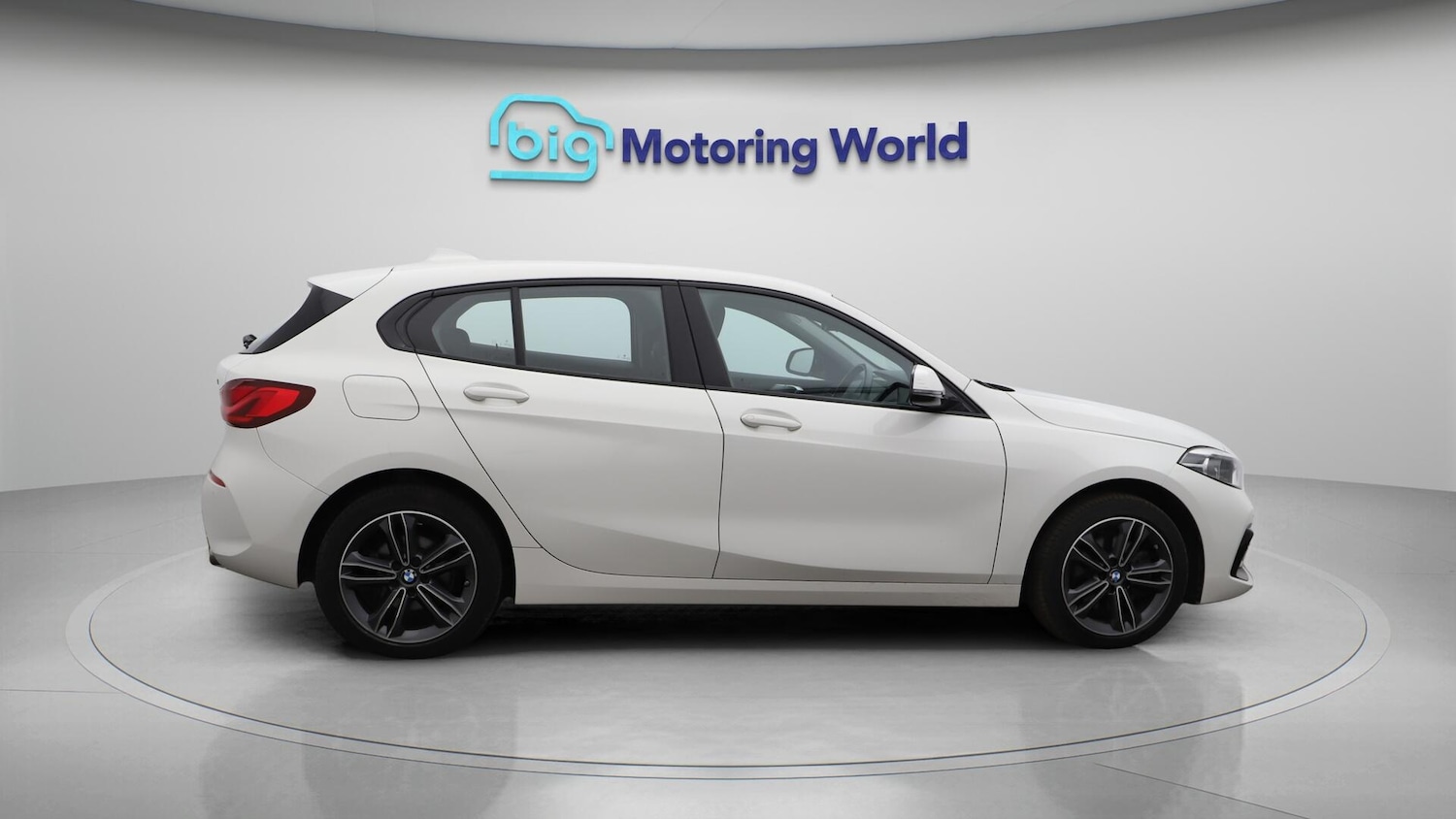 Used BMW 1 Series 2023 for sale - 76432665: Photo 9