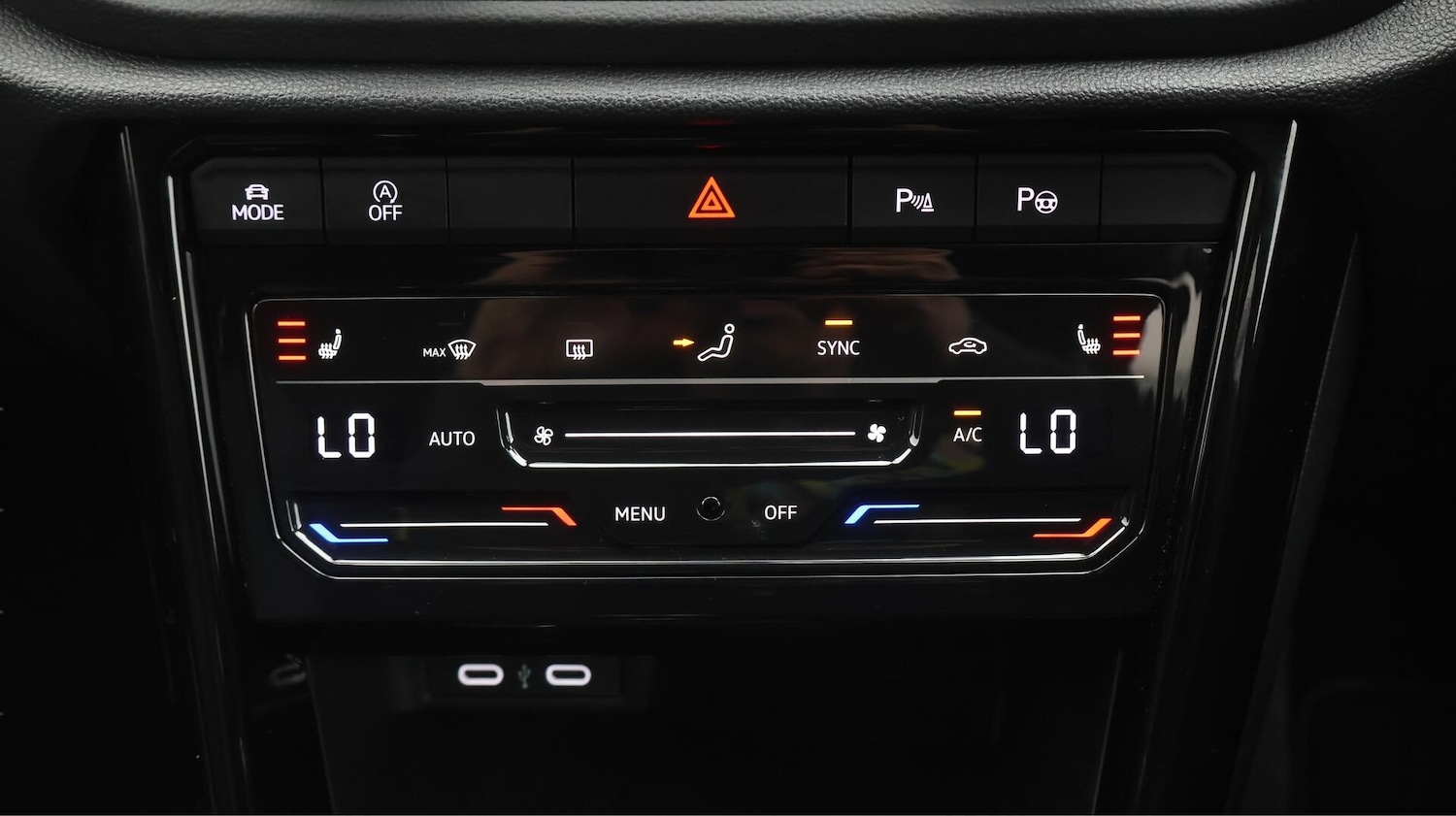 Used Volkswagen T-Roc 2024 for sale - 76550964: Photo 13