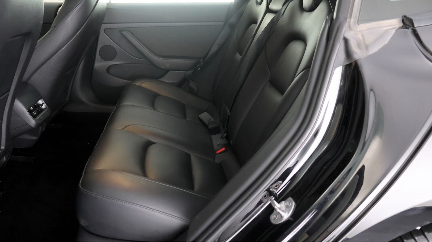 Used Tesla Model 3 2021 for sale - 77812999: Photo 16