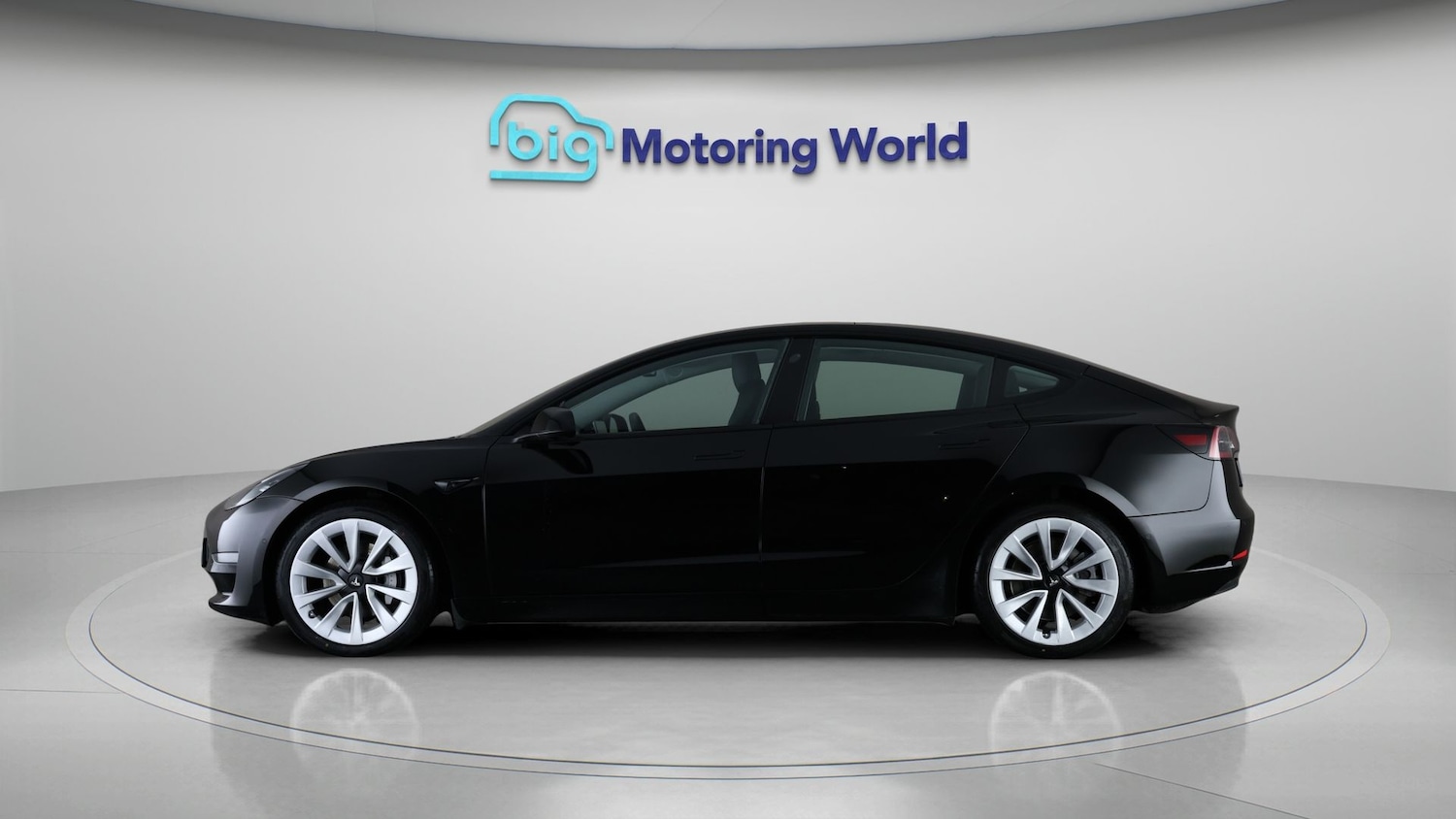 Used Tesla Model 3 2021 for sale - 77812999: Photo 4