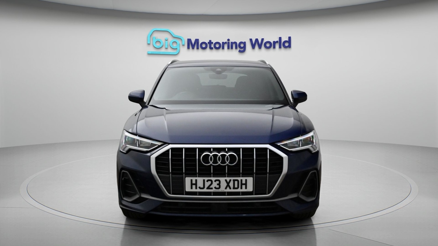 Used Audi Q3 for sale - 77902849: Photo 2