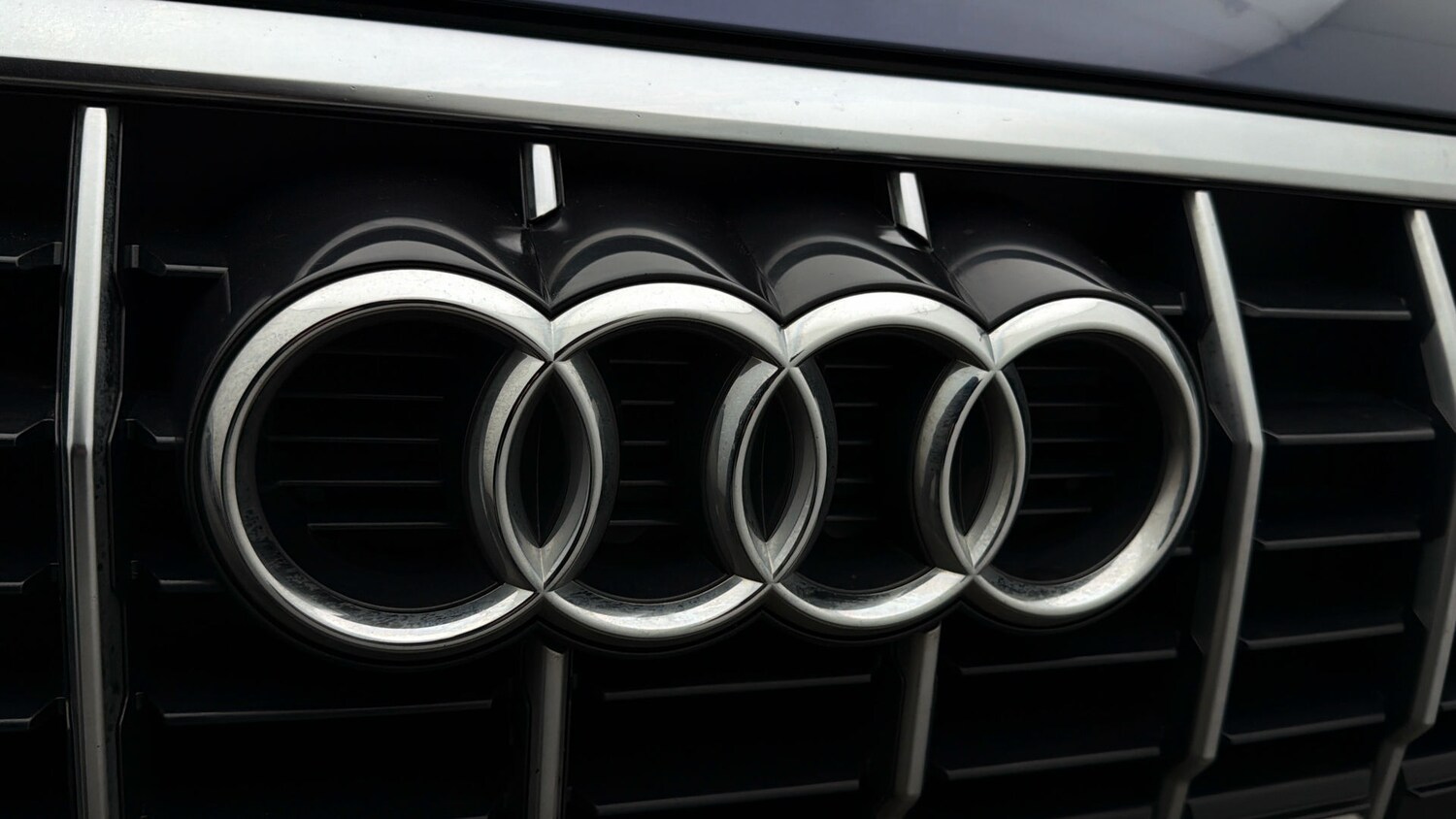 Used Audi Q3 for sale - 77902849: Photo 21