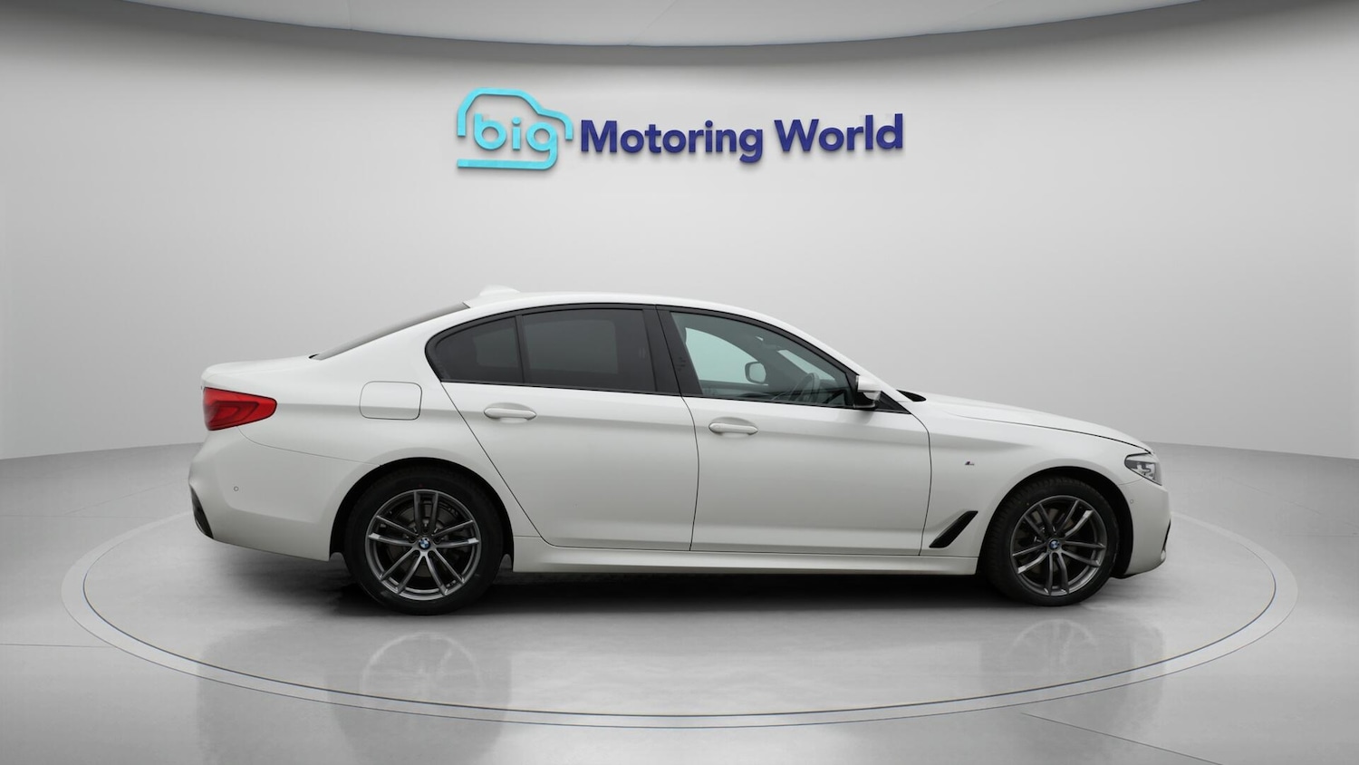 Used BMW 5 Series 2020 for sale - 76512810: Photo 9
