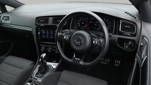 Used Volkswagen Golf 2020 for sale - 76032292: Photo 10