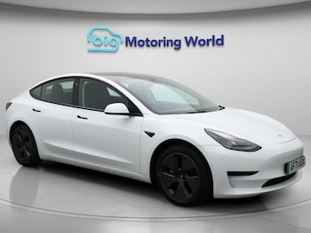Tesla - Model 3