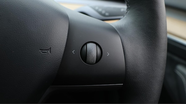 Used Tesla Model 3 2021 for sale - 76200876: Photo 24