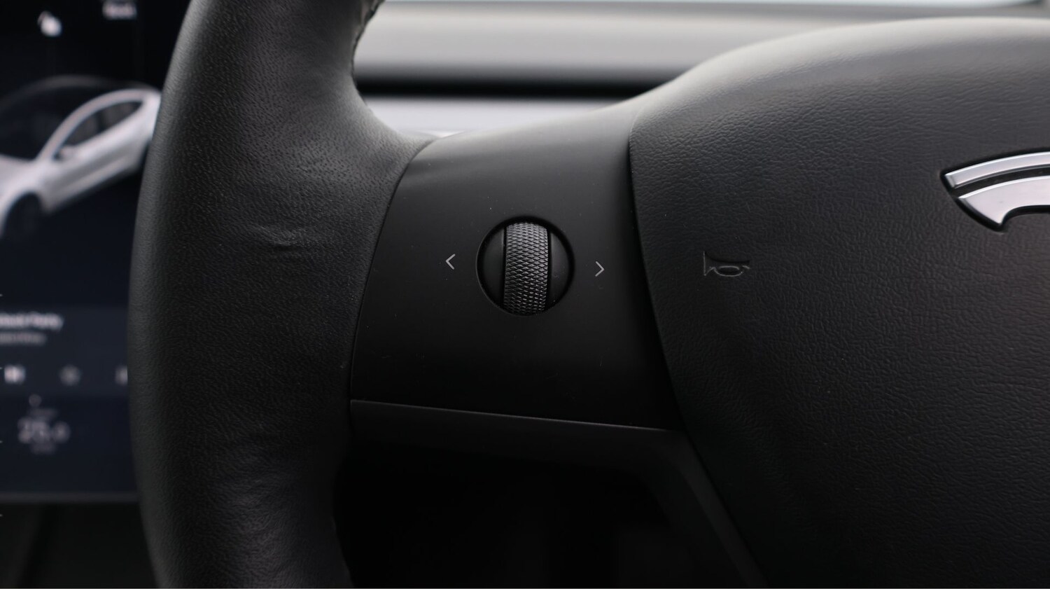 Used Tesla Model 3 2021 for sale - 77181535: Photo 24