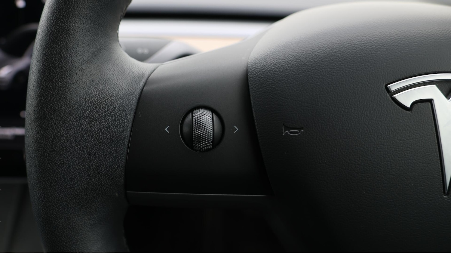 Used Tesla Model 3 2021 for sale - 76700737: Photo 25