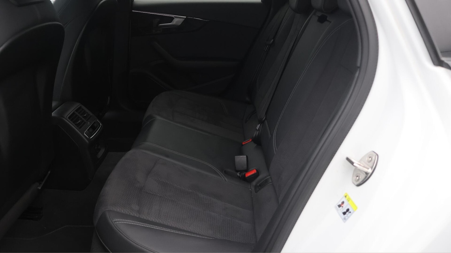 Used Audi A4 2021 for sale - 76585032: Photo 17