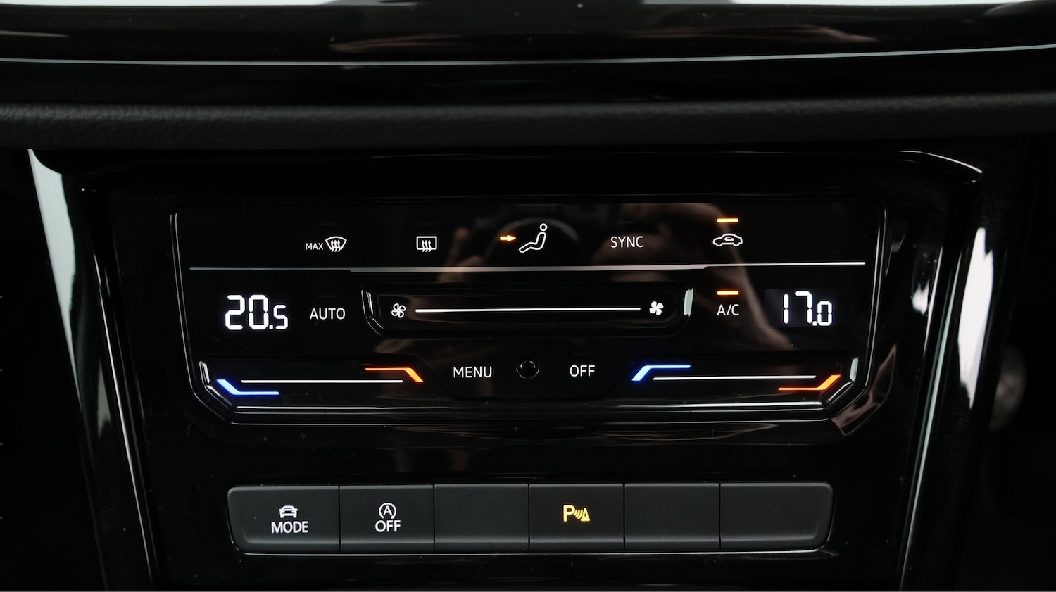 Used Volkswagen Touran 2022 for sale - 77603885: Photo 12