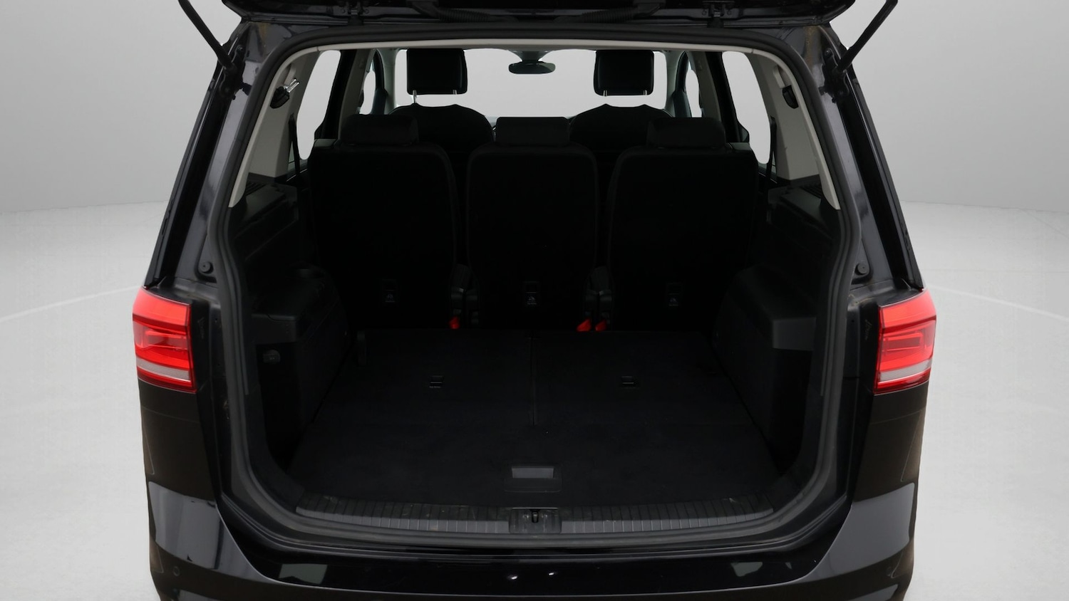 Used Volkswagen Touran 2022 for sale - 77603885: Photo 17