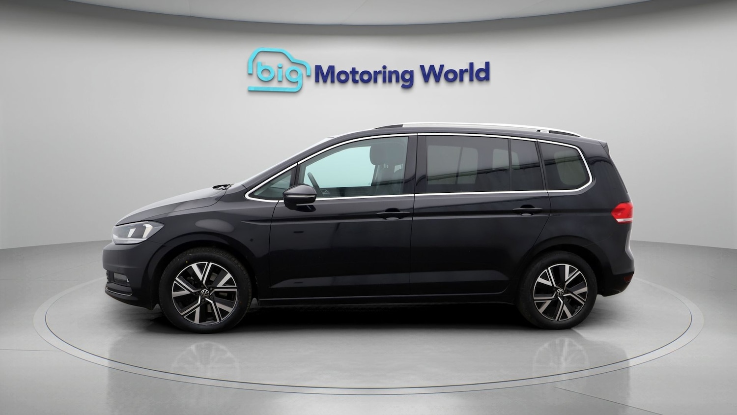Used Volkswagen Touran 2022 for sale - 77603885: Photo 4