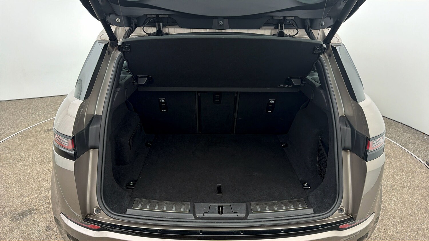 Used Land Rover Range Rover Evoque 2022 for sale - 78092952: Photo 16