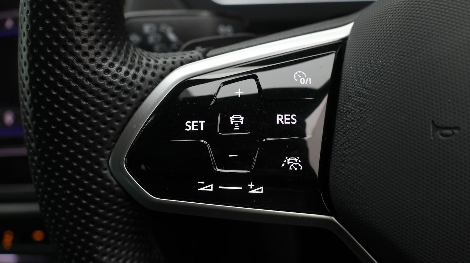 Used Volkswagen Tiguan 2023 for sale - 77747547: Photo 23