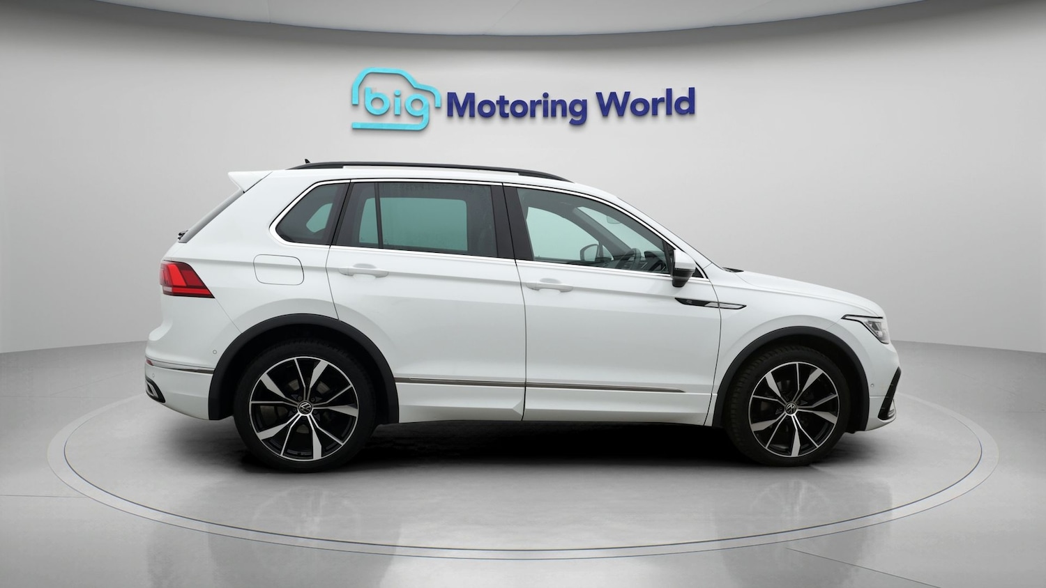 Used Volkswagen Tiguan 2023 for sale - 77747547: Photo 8